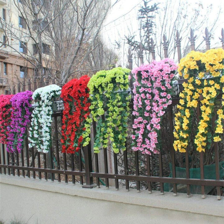 A legjobb ajándék - egy gyönyörű élő, függő orchideacsokor