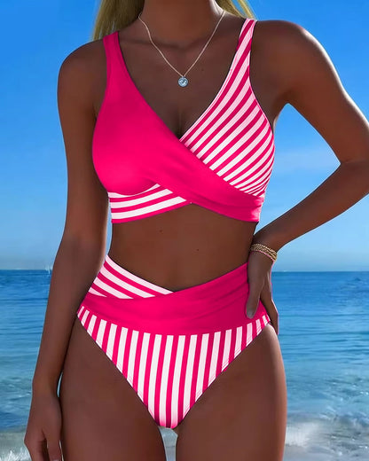 Keresztcsíkos mintás bikini